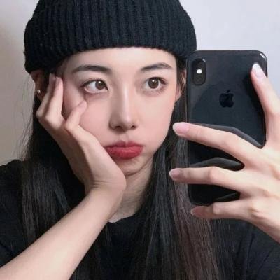 爱长颈鹿的女人